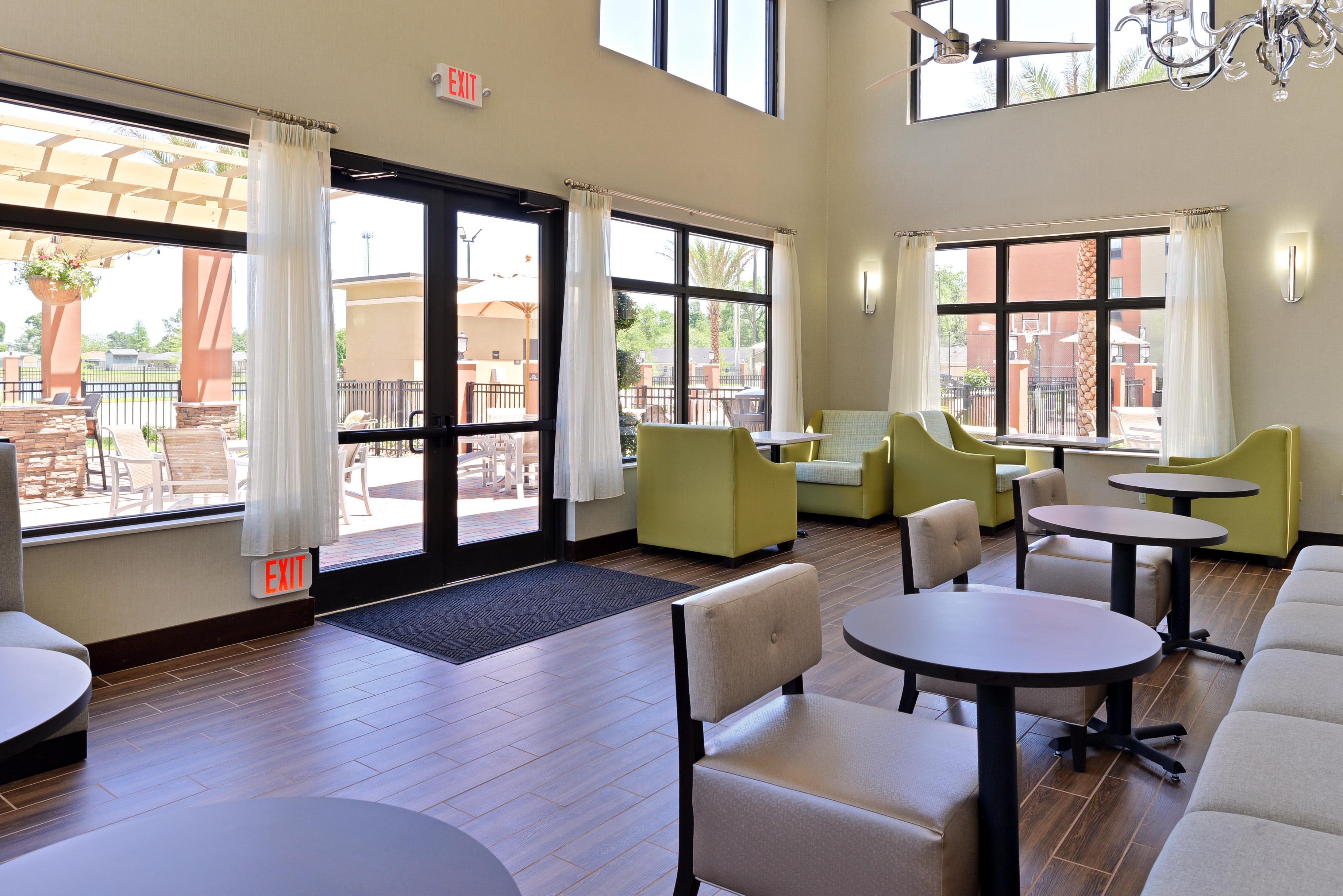Restaurant | Homewood Suites Houma, La