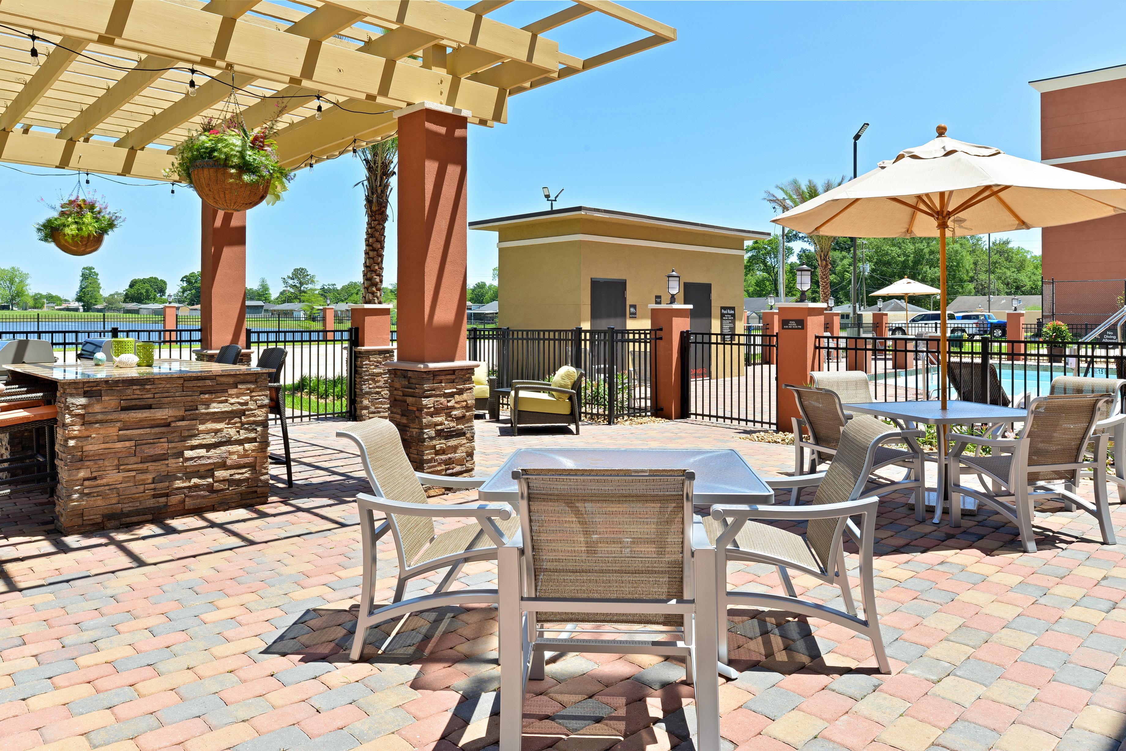 Pool | Homewood Suites Houma, La