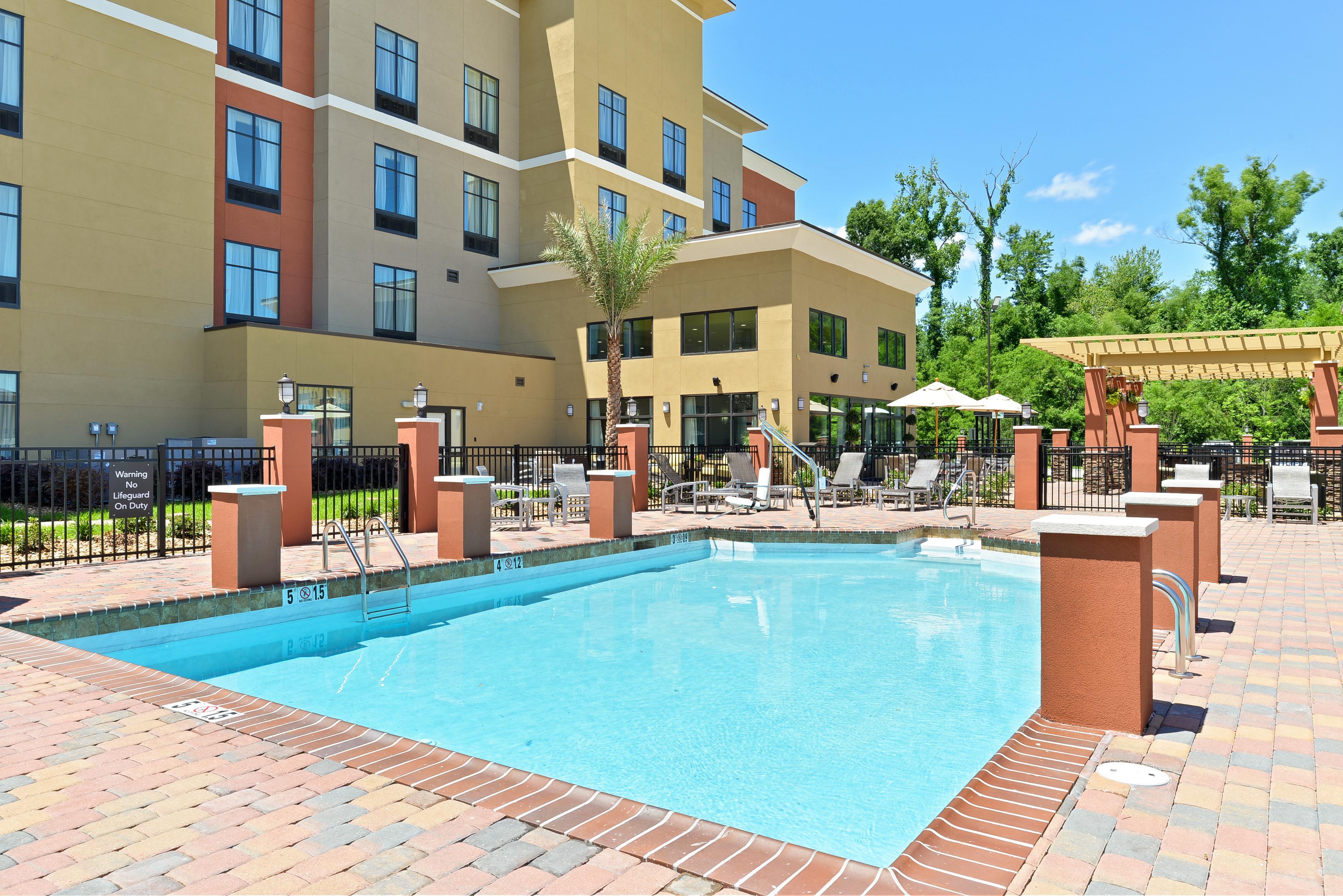 Pool | Homewood Suites Houma, La