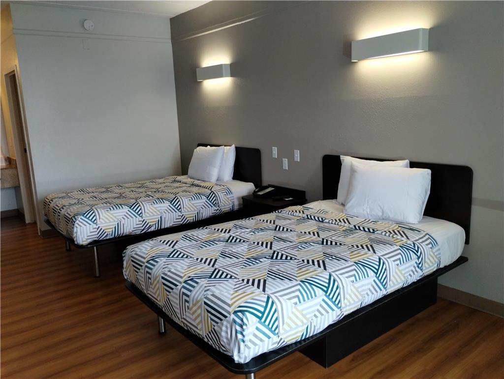 MOTEL 6 SEAFORD DE-guestroom-Guest Room,On-Site.jpg
