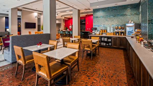 Amenities - Best Western Premier Historic Travelers Hotel Alamo Riverwalk