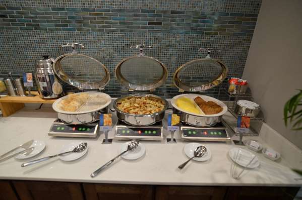 Amenities - Best Western Premier Historic Travelers Hotel Alamo Riverwalk