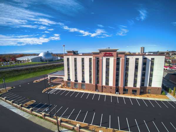 Exterior view - Hampton Inn & Suites Downtown Springfield