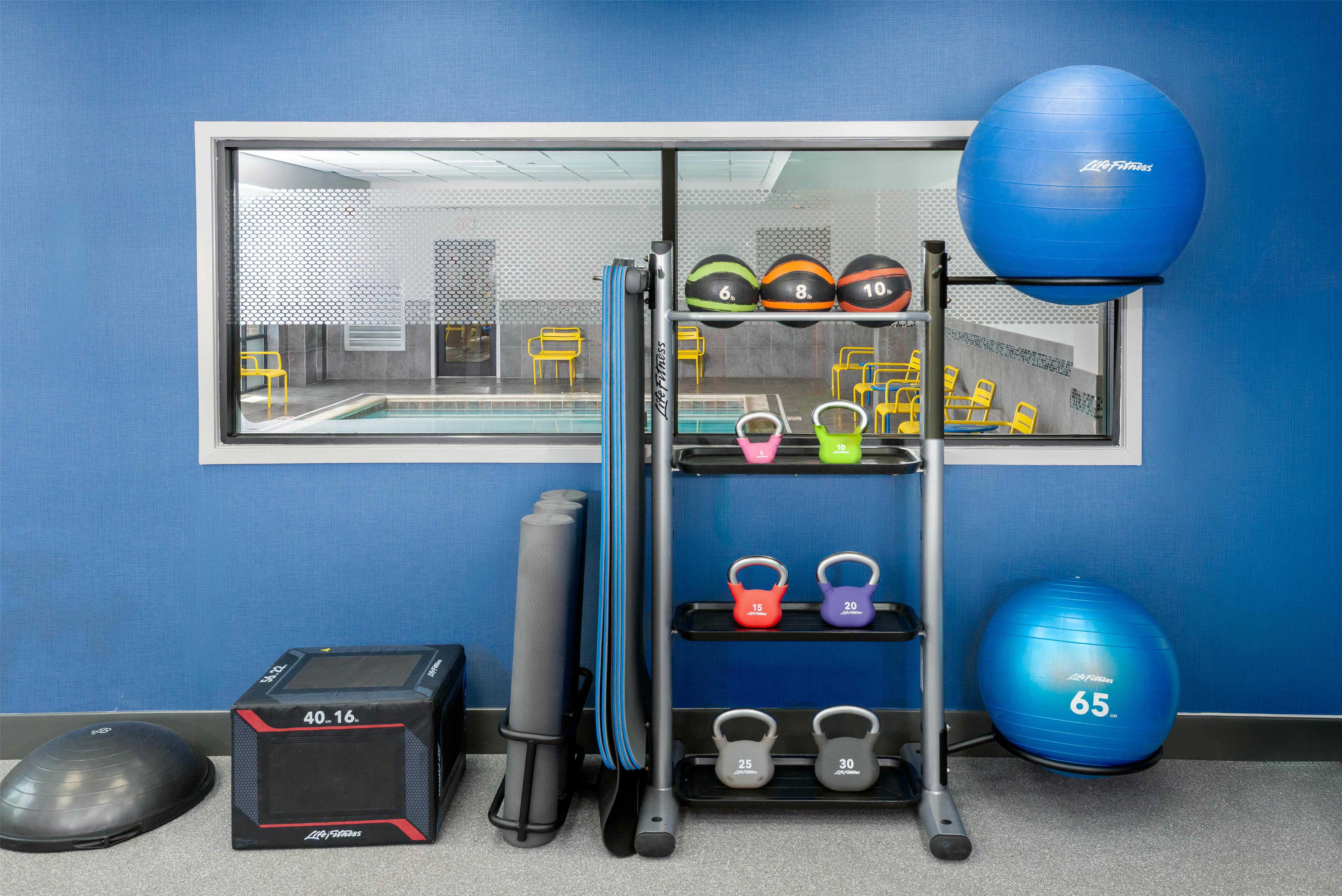 Health club fitness center gym | Hampton Inn & Suites Springfield/Downtown