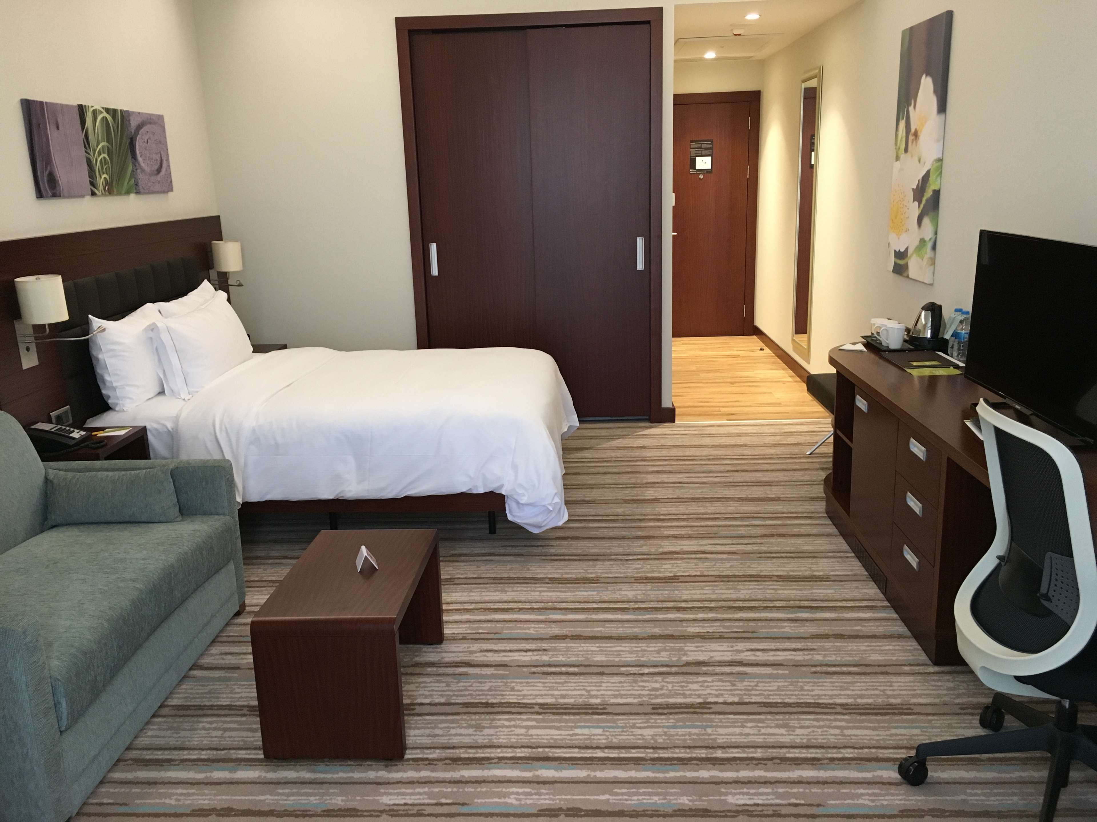 Hilton Garden Inn Corlu Room Type - QUEEN FAMILY ROOM
