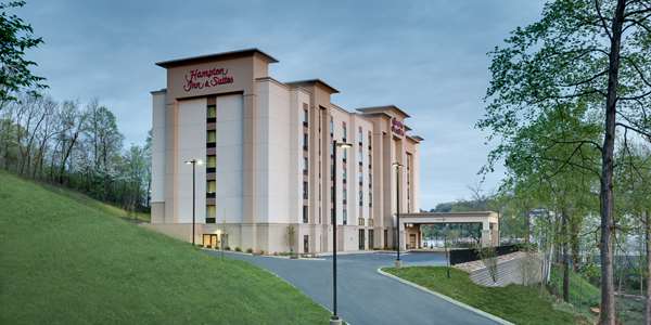 Exterior view - Hampton Inn & Suites Papermill Drive Knoxville - I-40 & I-75, Exit 383