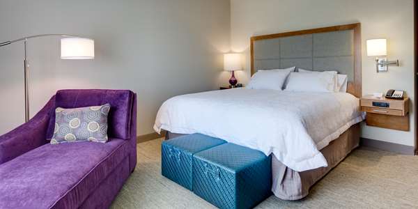  - Hampton Inn & Suites Papermill Drive Knoxville - I-40 & I-75, Exit 383