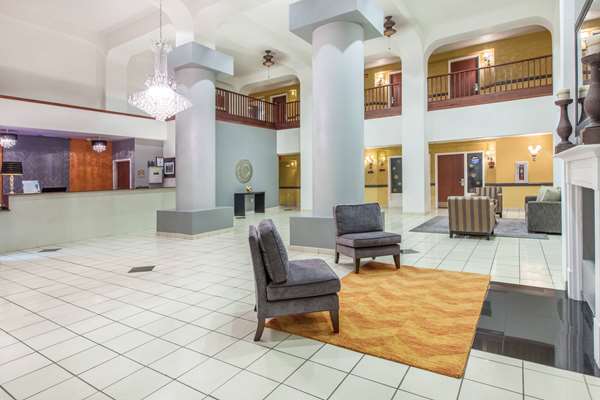  - Super 8 Hotel West Lubbock