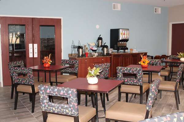  - Super 8 Hotel West Lubbock