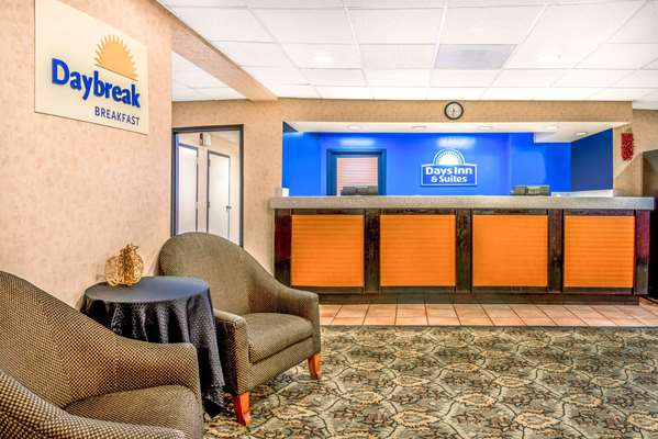  - Days Inn & Suites North Albuquerque - I-25, Exit 231