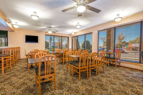 - Days Inn & Suites North Albuquerque - I-25, Exit 231