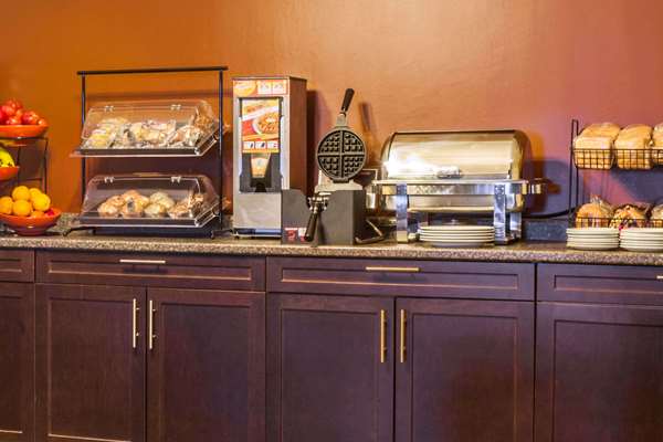 Restaurant - Ramada Hotel Timmins