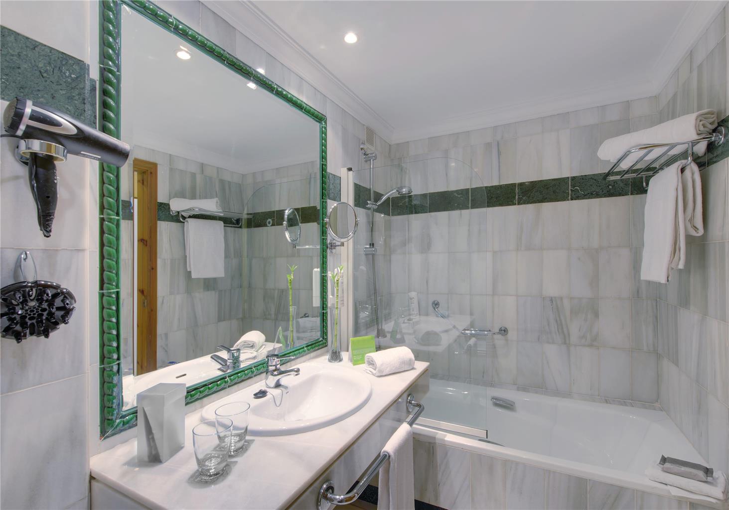 SOL GUADALMAR-guestroom-Guest Room,On-Site.jpg