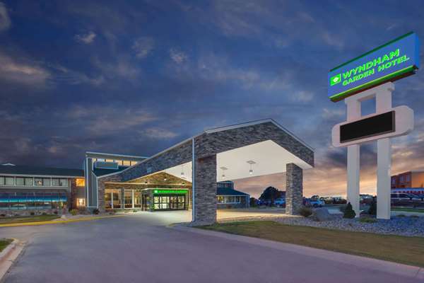 Exterior view - Wyndham Garden Hotel North Fort Wayne - I-69, Exit 311