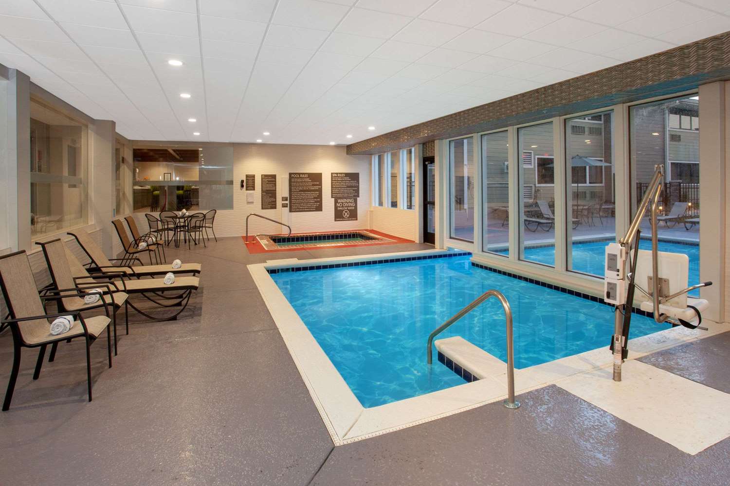 Wyndham Garden Hotel North Fort Wayne, IN See Discounts