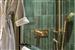 Suite bath