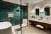Suite bath