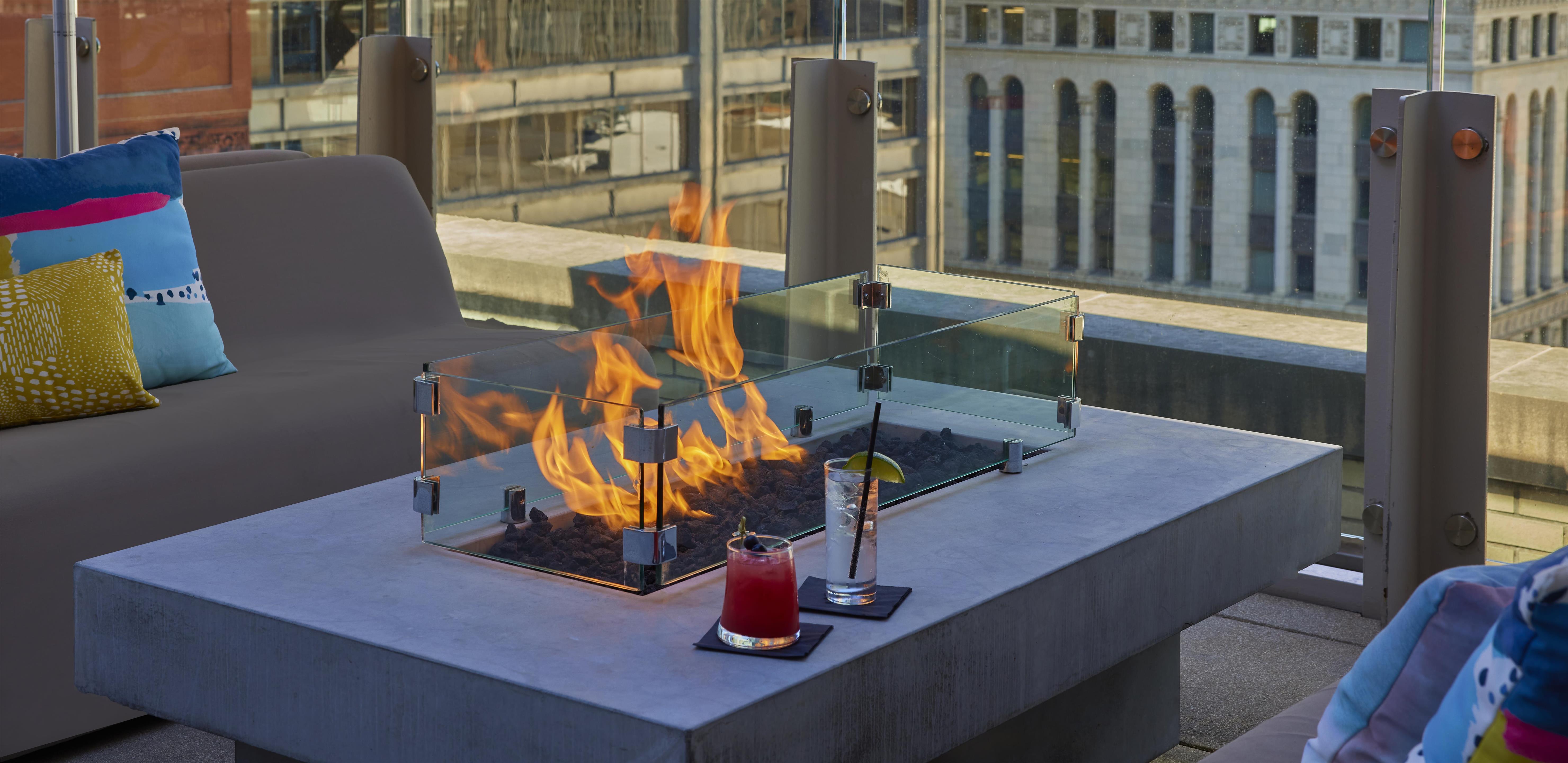 Bar Lounge | Hyatt Centric The Loop Chicago