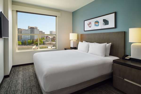 Suite - Hyatt House Hotel Downtown Atlanta- I-75 & I-85, Exit 249B & 249C