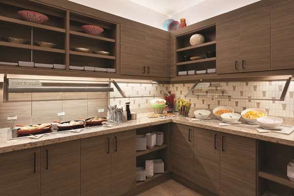 Restaurant - Hyatt Place Amherst - I-290, Exit 7