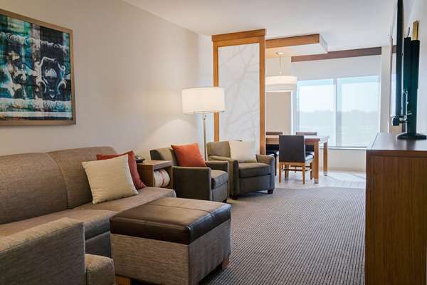 Suite - Hyatt Place Amherst - I-290, Exit 7