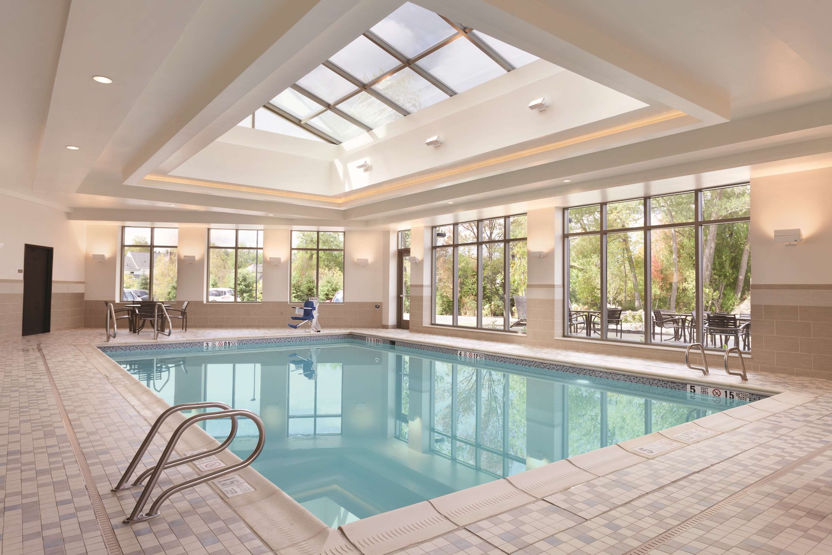 Pool | Hyatt Place Buffalo/Amherst