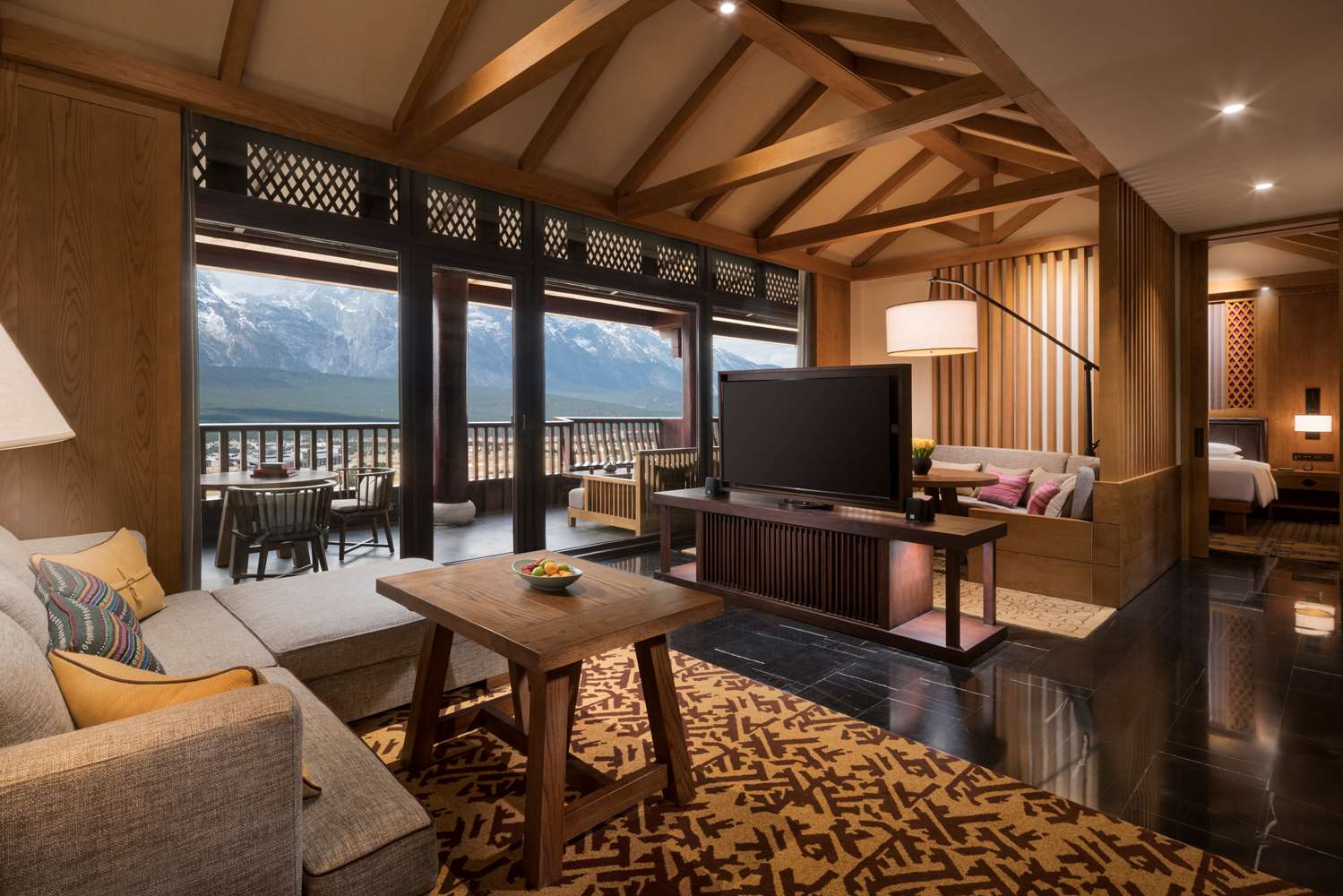 JINMAO HOTEL LIJIANG - Photo 35