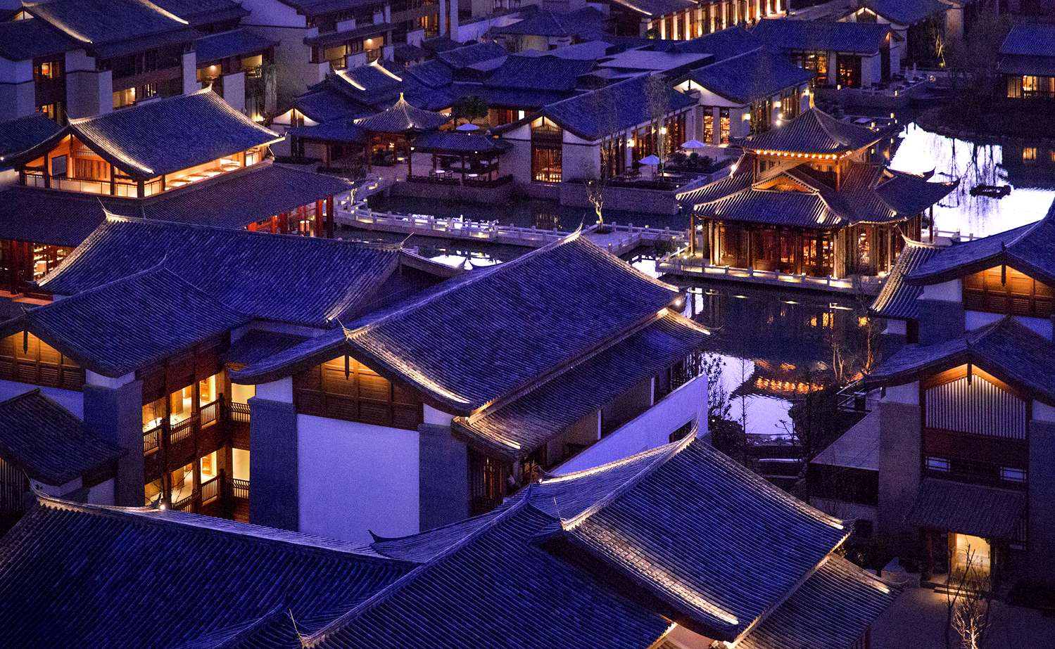 JINMAO HOTEL LIJIANG - Photo 24