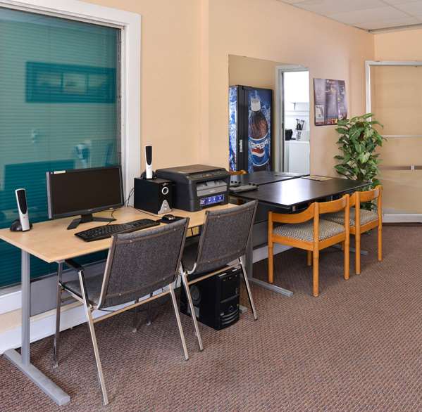 Conference Area - Canadas Best Value Inn Whitecourt