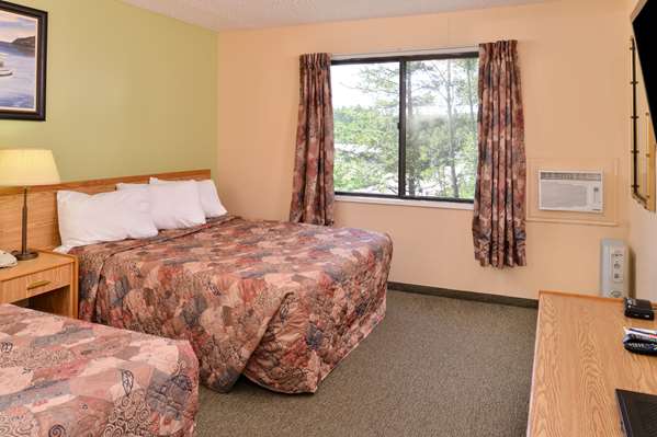 Suite - Canadas Best Value Inn Whitecourt
