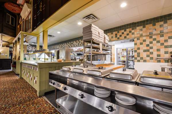 Restaurant - Canadas Best Value Inn Whitecourt