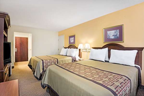  - Days Inn Siler City