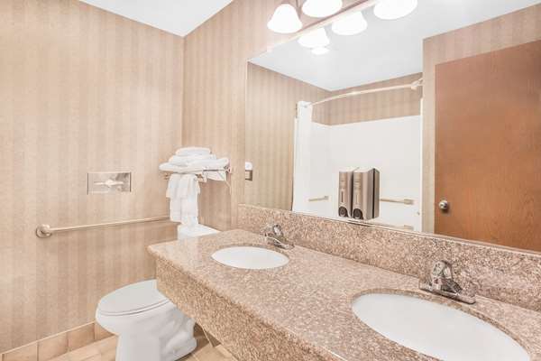  - Ramada Hotel Waupaca