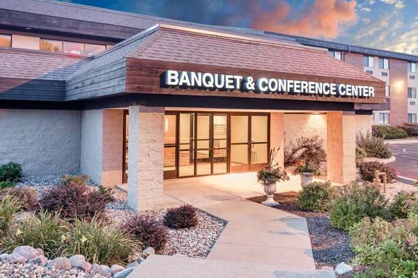  - Ramada Hotel Waupaca