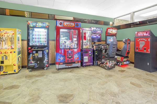  - Ramada Hotel Waupaca