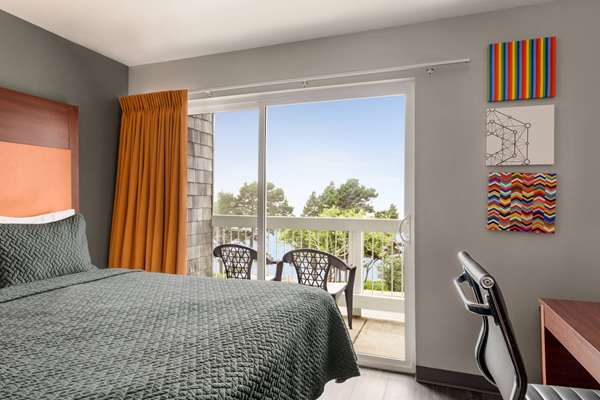  - Travelodge Depoe Bay