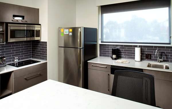 Suite - Hyatt House Hotel Pittsburgh