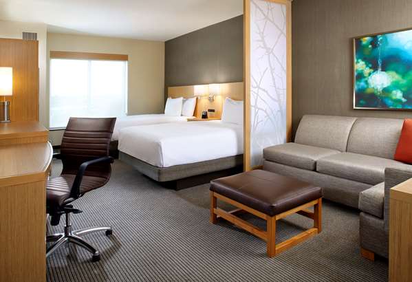 Suite - Hyatt Place Hotel Miami Airport East
