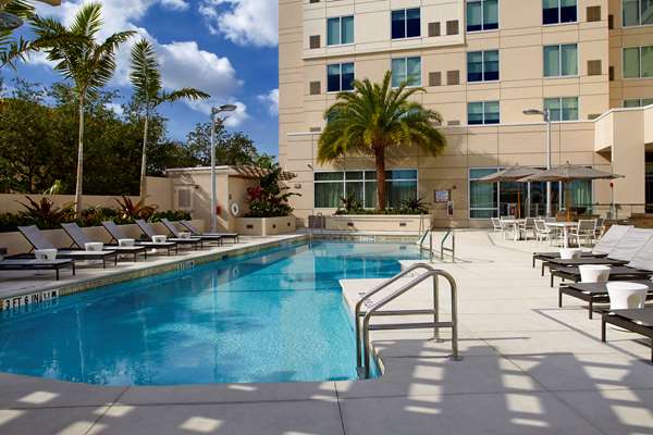 Pool - Hyatt Place Hotel Miami Airport East