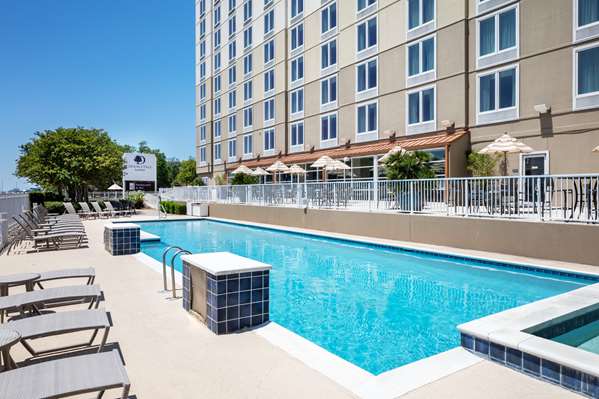 Pool - DoubleTree by Hilton Hotel Biloxi - I-110, Exit 1B