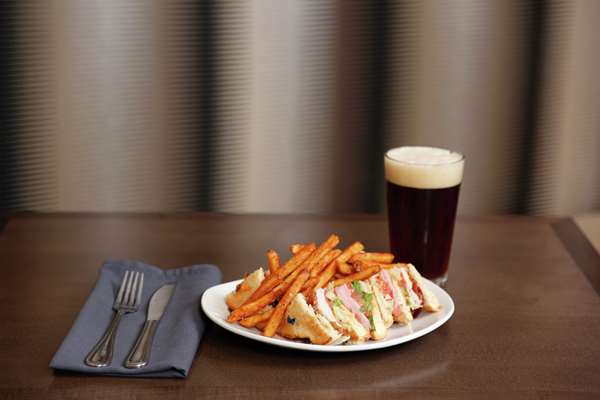 Restaurant - DoubleTree by Hilton Hotel Biloxi - I-110, Exit 1B