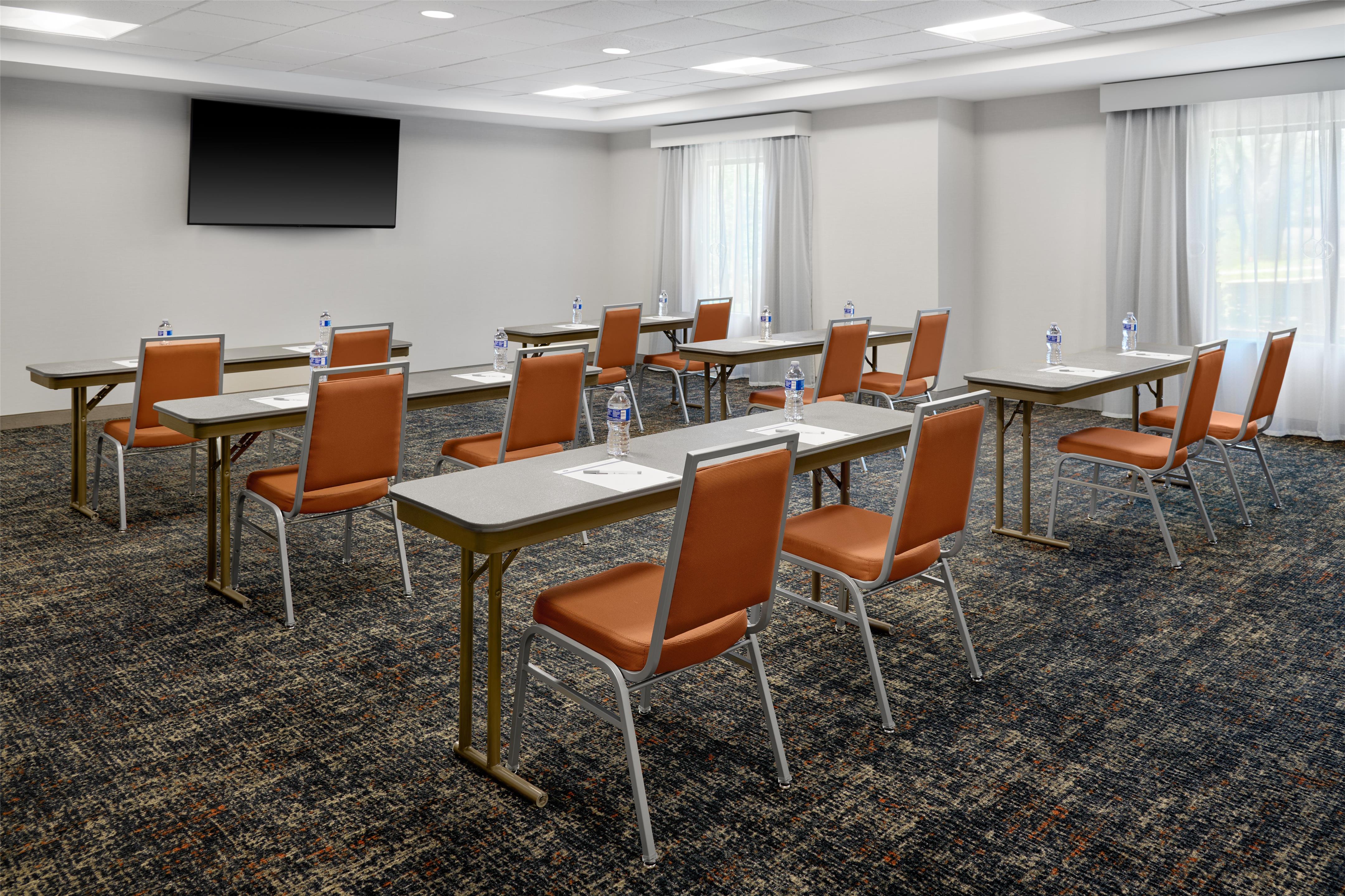 Meeting Room | Hampton Inn Poplar Bluff