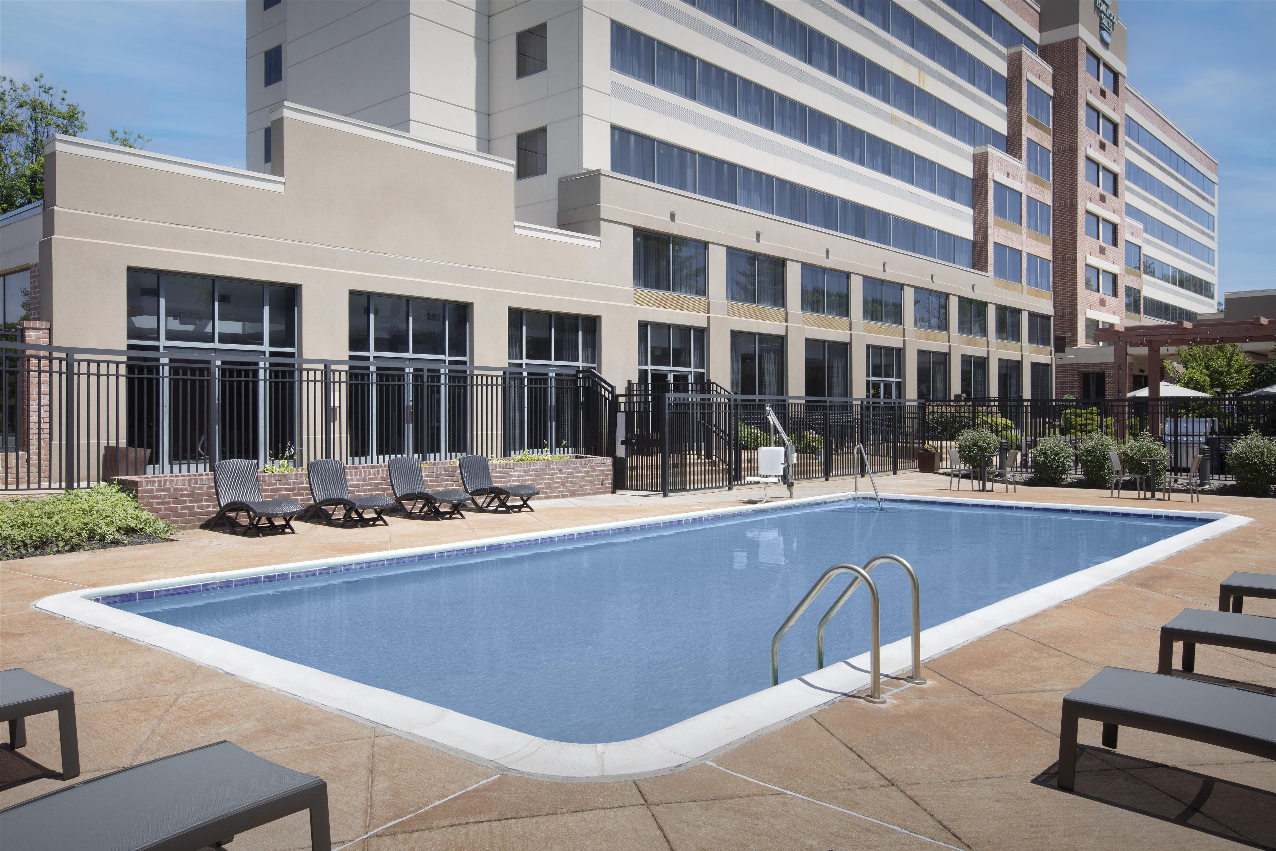Pool | Homewood Suites by Hilton Gaithersburg/ Washington, DC North