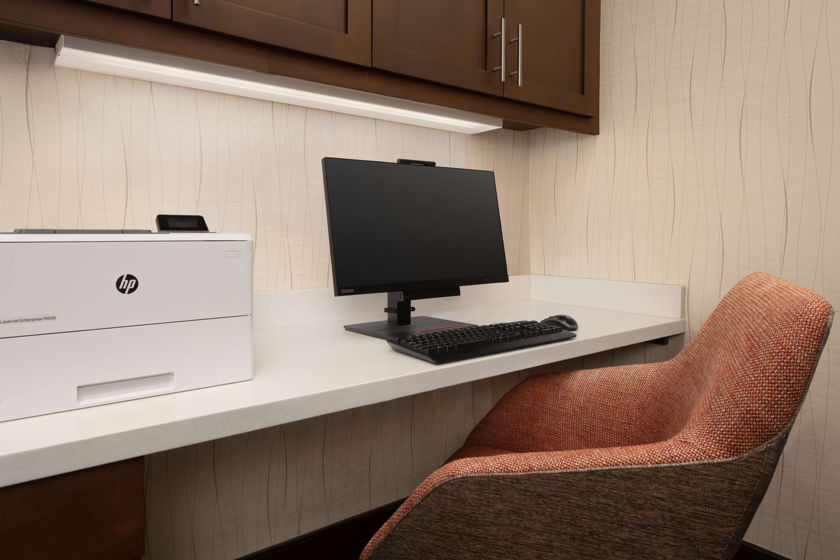 Business Center | Hampton Inn & Suites Orangeburg