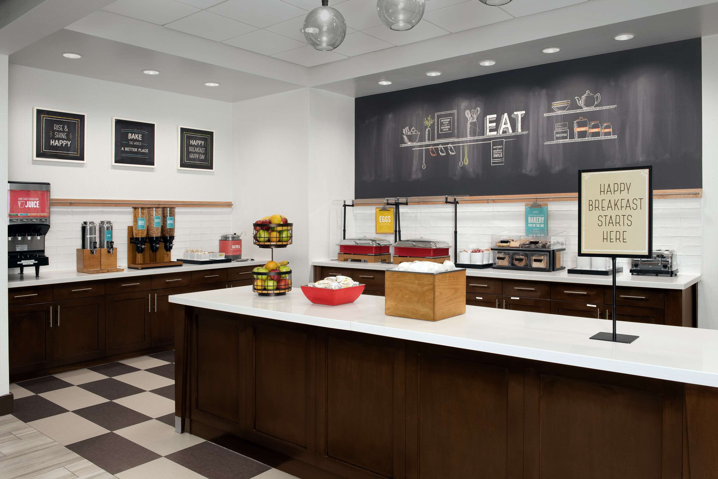 Breakfast Area | Hampton Inn & Suites Orangeburg