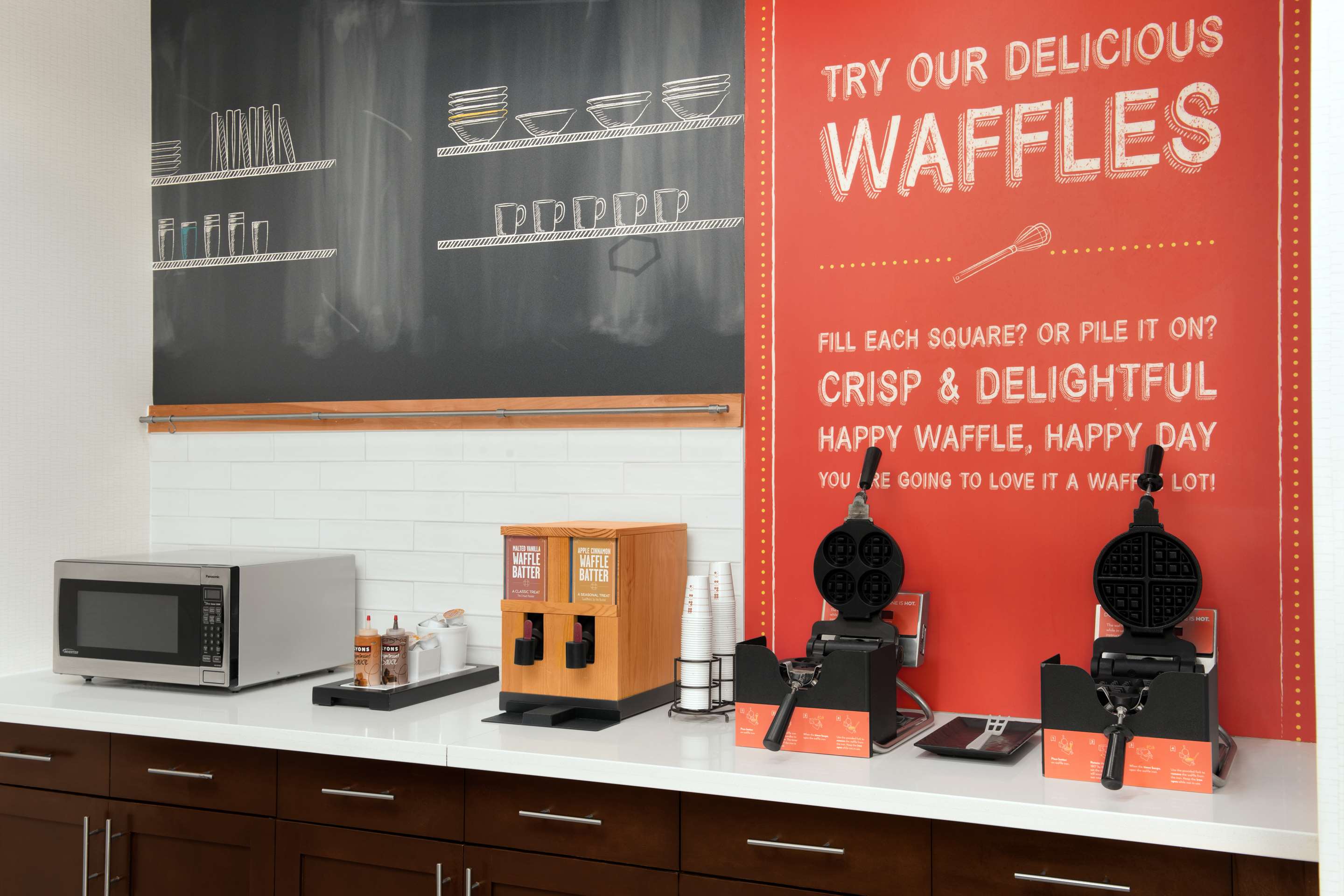 Breakfast Area | Hampton Inn & Suites Orangeburg