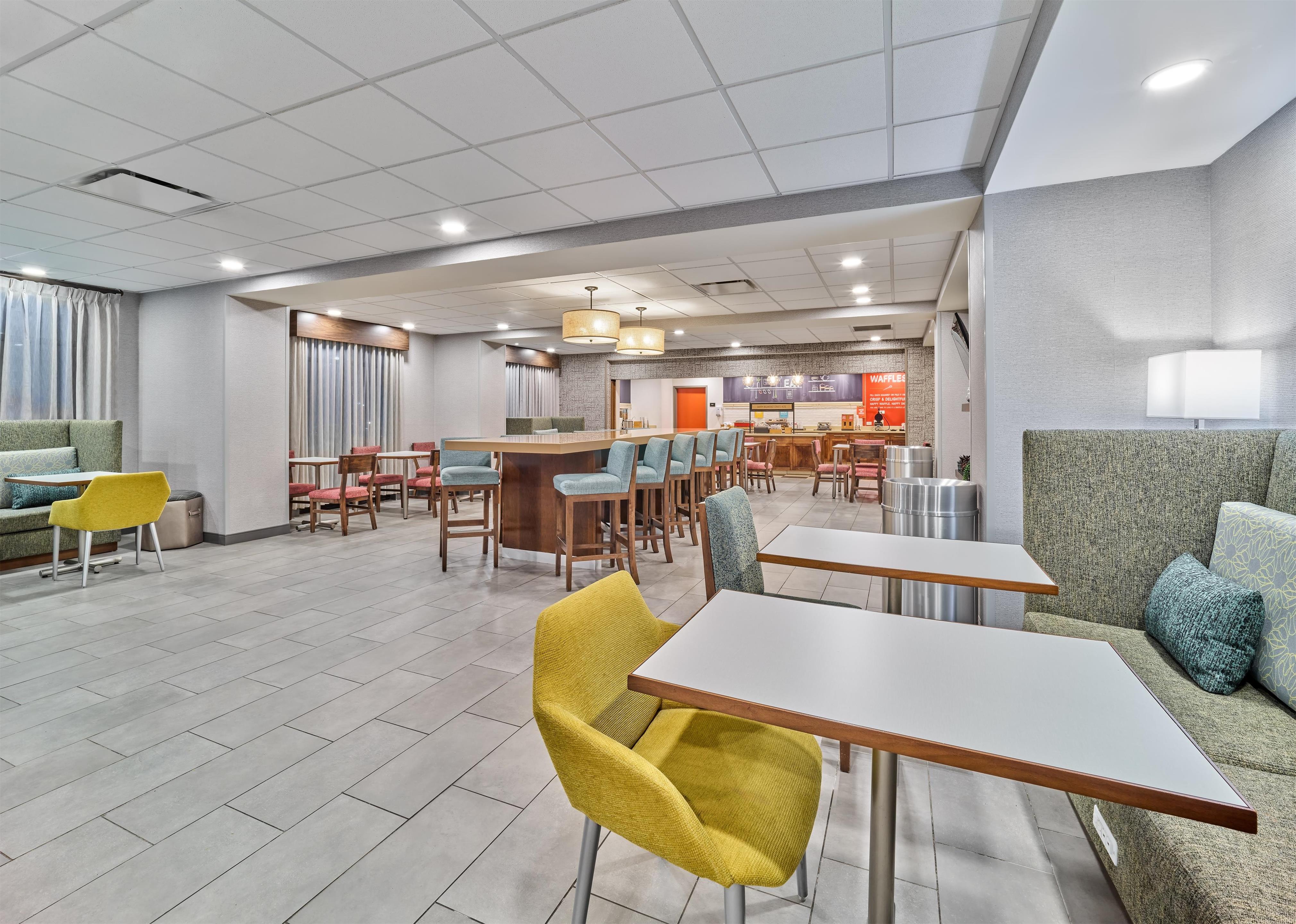 Lobby | Hampton Inn Omaha Midtown-Aksarben Area