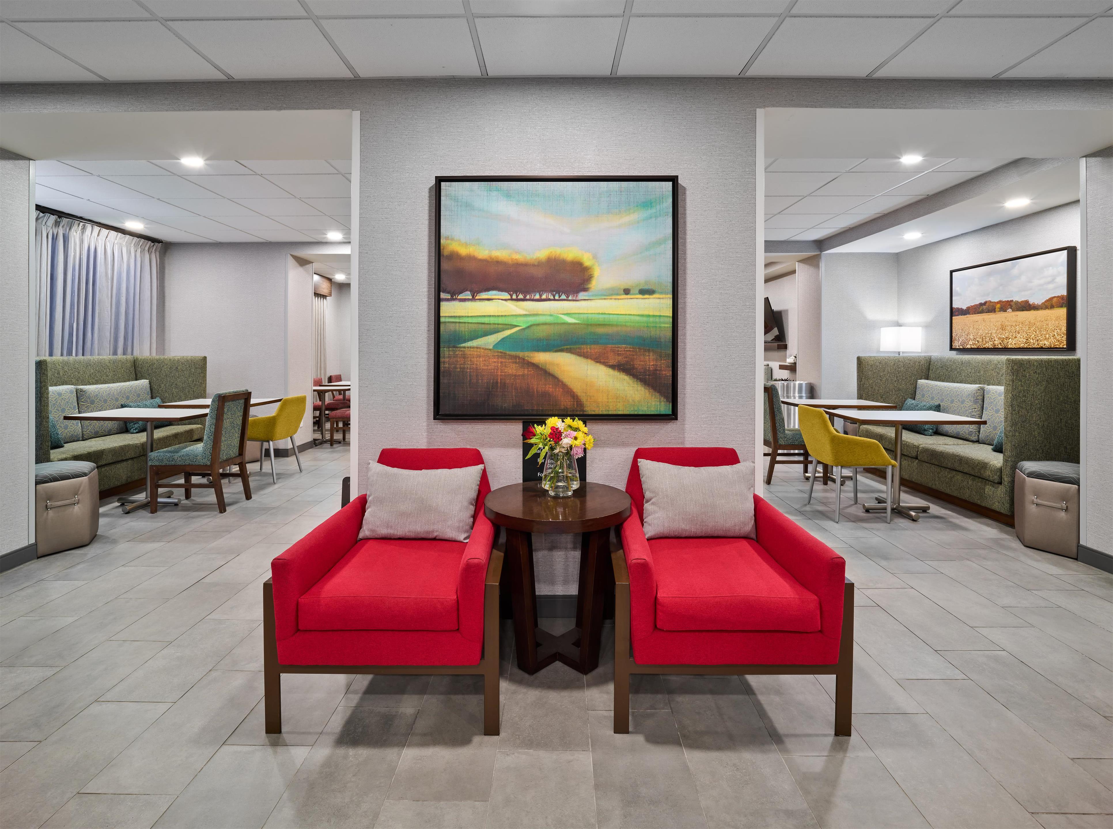 Lobby | Hampton Inn Omaha Midtown-Aksarben Area
