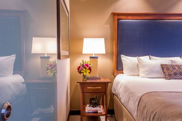 Suite - Best Western Premier Boulder Falls Inn Lebanon