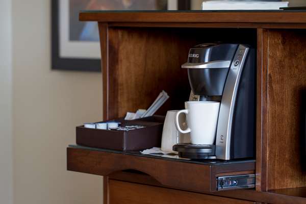  - Best Western Premier Boulder Falls Inn Lebanon